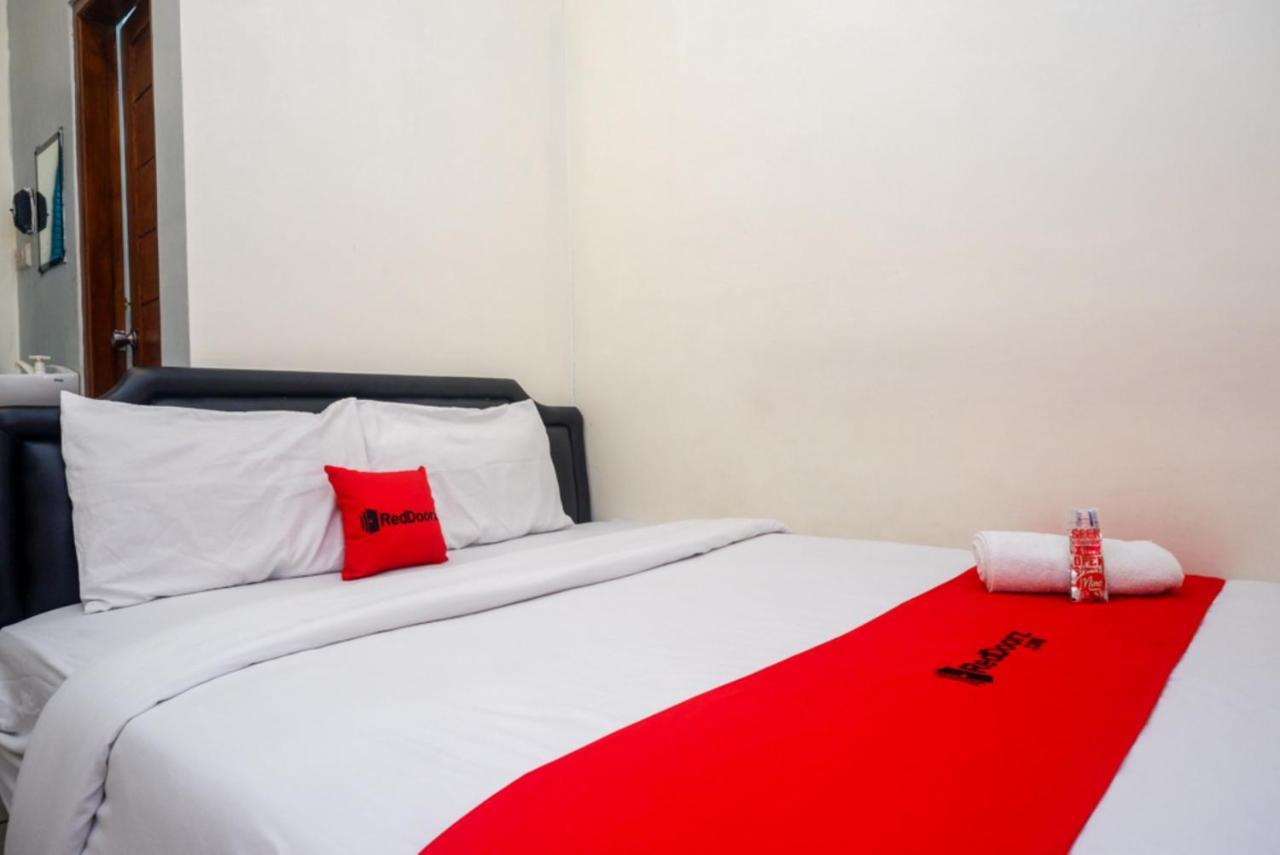 Reddoorz At Mahameru Residence Yogyakarta Kejayan Luaran gambar