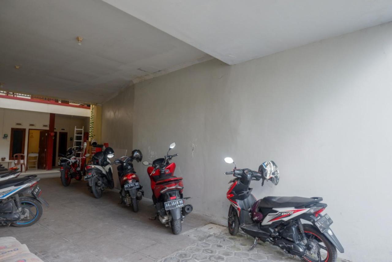 Reddoorz At Mahameru Residence Yogyakarta Kejayan Luaran gambar