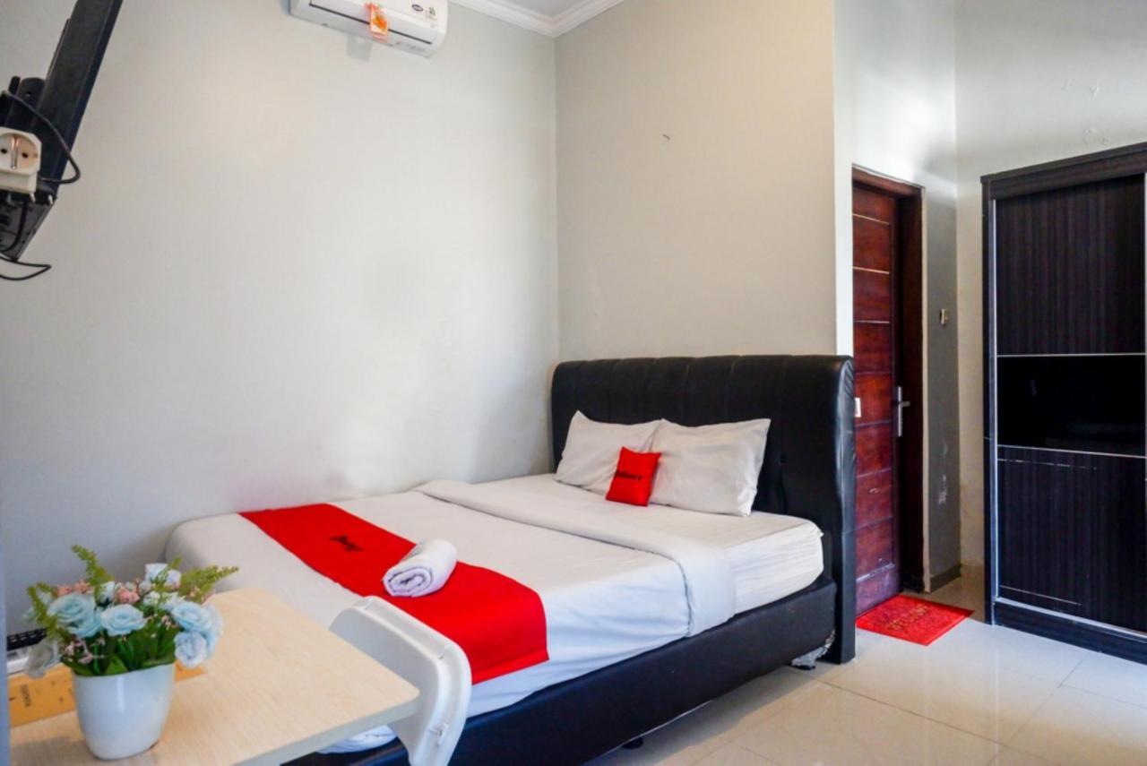 Reddoorz At Mahameru Residence Yogyakarta Kejayan Luaran gambar